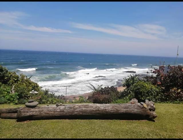 2 BEDROOM APARTMENT FOR SALE IN SHEFFIELD BEACH